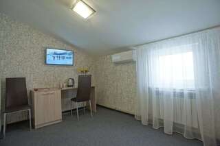 Гостиница Славянка Нижний Новгород Улучшенный двухместный номер с 1 кроватью-70