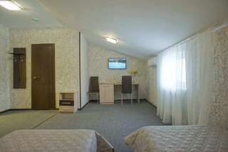 Гостиница Славянка Нижний Новгород Улучшенный двухместный номер с 1 кроватью-87